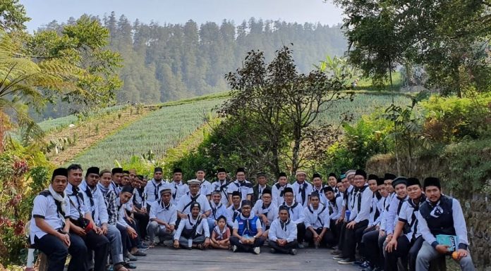 Pemuda Ahmadiyah: Pelayan Islam