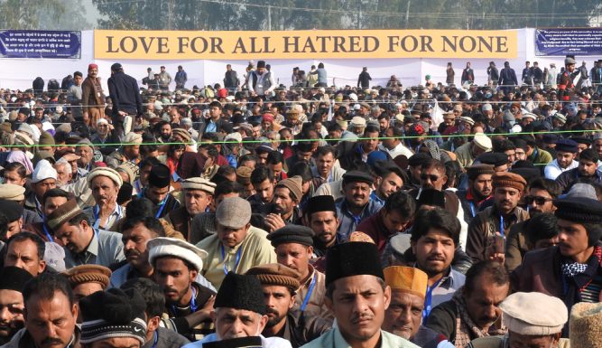 Dua Frasa Terindah di Dunia: Love for All, Hatred for None