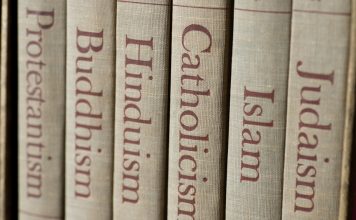 Kenapa Tuhan Tidak Menciptakan Satu Agama Saja?