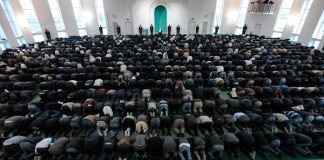 Perbanyaklah Doa Dalam Sujud