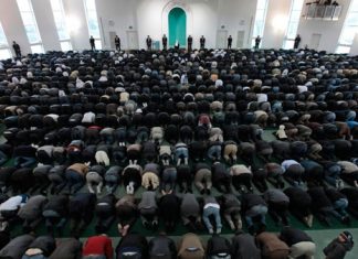 Perbanyaklah Doa Dalam Sujud