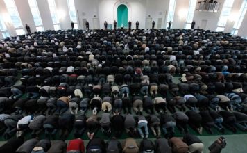 Perbanyaklah Doa Dalam Sujud