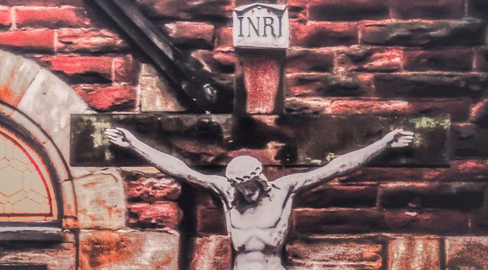 Ramuan Obat yang Membuat Yesus Mati Suri di Atas Salib