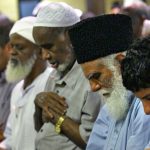 Hukum Bermakmum kepada Imam yang Berbeda Mazhab