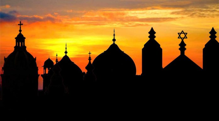 Dinamika Pluralistik dalam Kacamata Islam