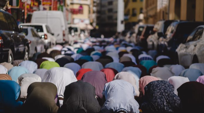 Apakah Ada Shalat Sunah Rawatib Sebelum Shalat Jumat ?