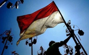 Telisik Etimologia Mantra Merdeka