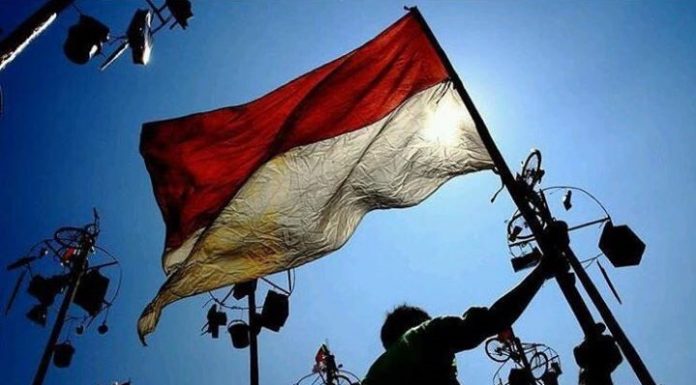 Telisik Etimologia Mantra Merdeka