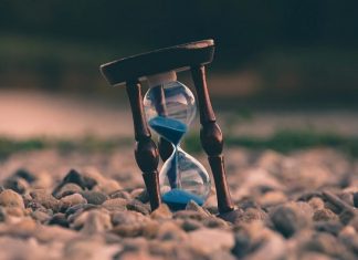 Cukuplah Kematian sebagai Nasihat