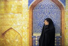 Jilbab, Penindasan atau Perlindungan?