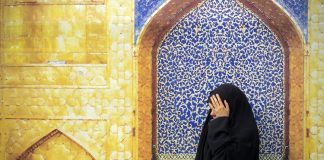 Jilbab, Penindasan atau Perlindungan?