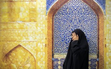 Jilbab, Penindasan atau Perlindungan?
