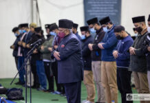 Haruskah Shalat Fardu dilakukan Secara Berjamaah?