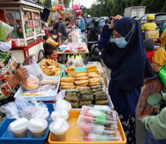 Masyarakat dan Budaya Konsumtif saat Bulan Ramadhan