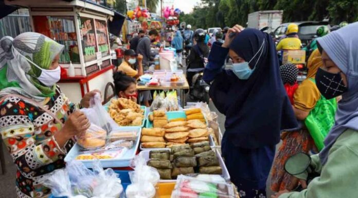 Masyarakat dan Budaya Konsumtif saat Bulan Ramadhan
